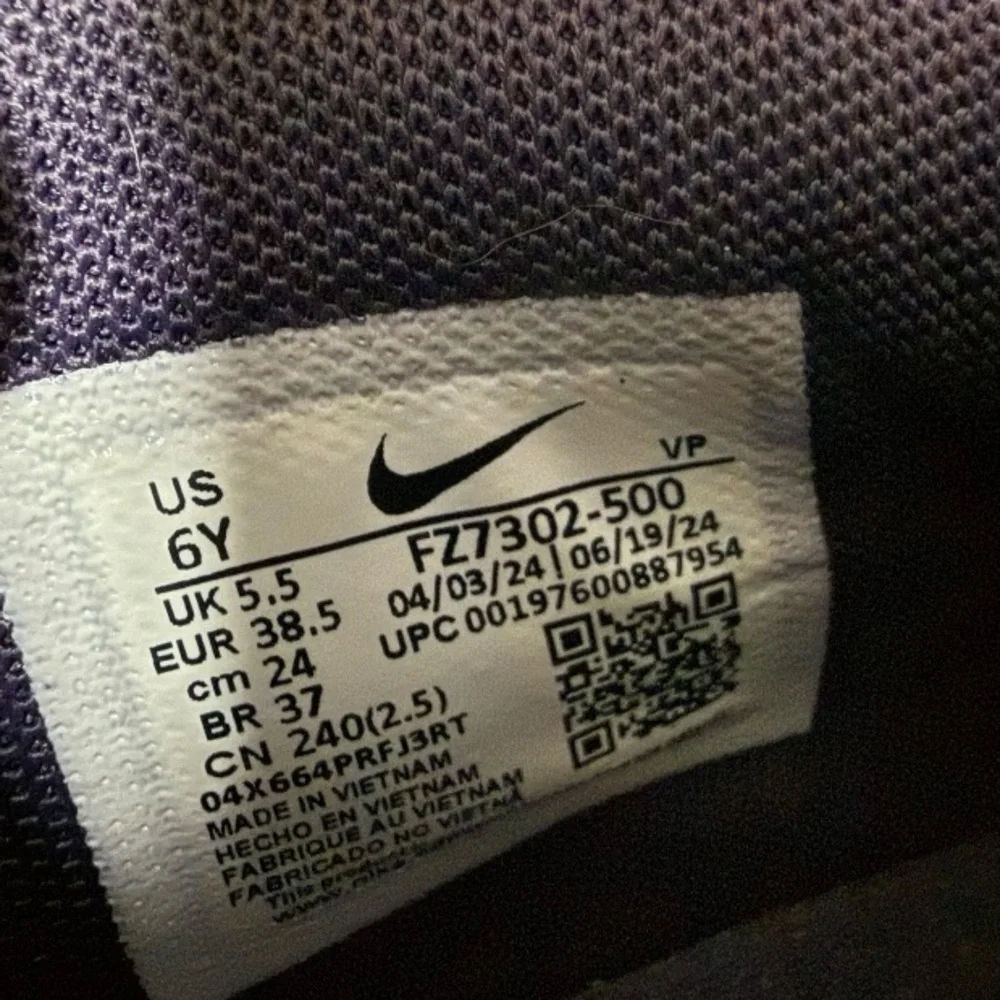 Nike Sabrina 2 Broken Records FZ7302-500 GS 6Y Women 7.5